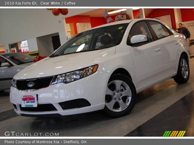 2010 Kia Forte EX in Clear White