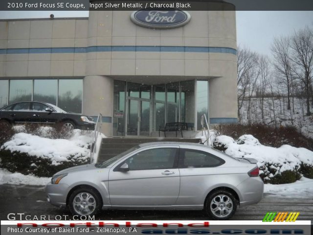2010 Ford Focus SE Coupe in Ingot Silver Metallic