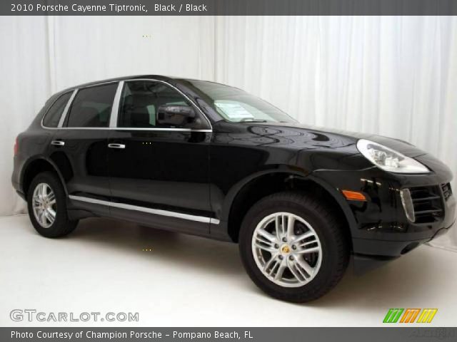 2010 Porsche Cayenne Tiptronic in Black