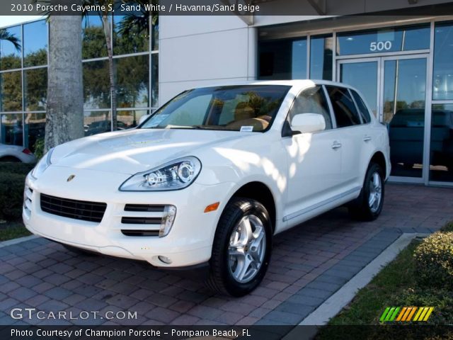 2010 Porsche Cayenne S in Sand White