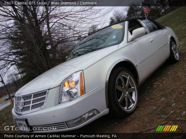 2007 Cadillac DTS Sedan in White Diamond