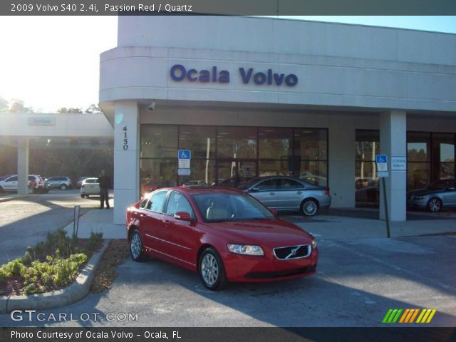 2009 Volvo S40 2.4i in Passion Red