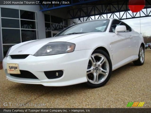 2006 Hyundai Tiburon GT in Alpine White