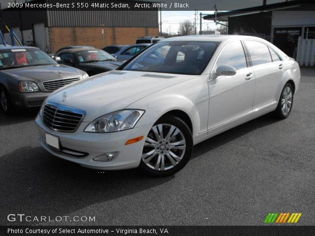 2009 Mercedes-Benz S 550 4Matic Sedan in Arctic White