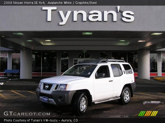 2009 Nissan Xterra SE 4x4 in Avalanche White