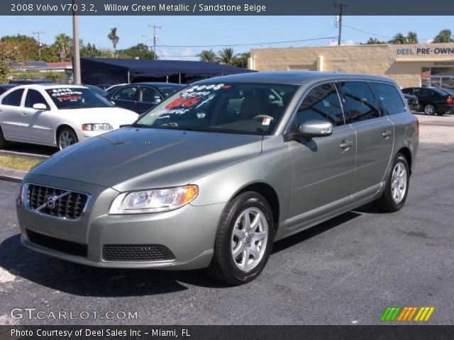 2008 Volvo V70 3.2 in Willow Green Metallic