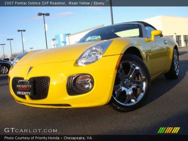 2007 Pontiac Solstice GXP Roadster in Mean Yellow