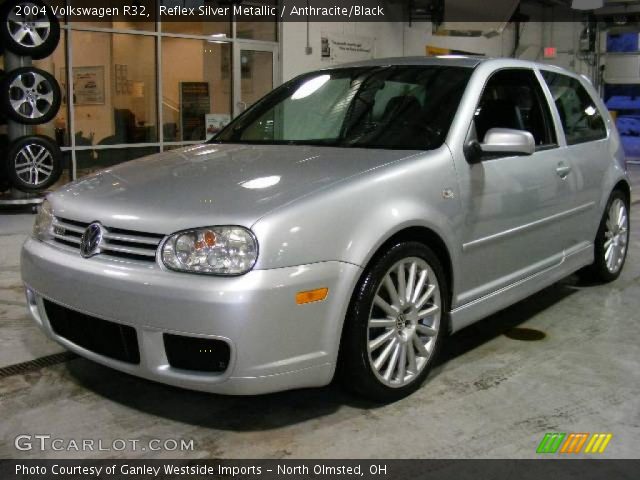 2004 Volkswagen R32  in Reflex Silver Metallic