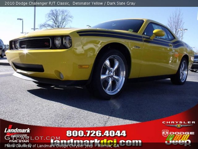 2010 Dodge Challenger R/T Classic in Detonator Yellow