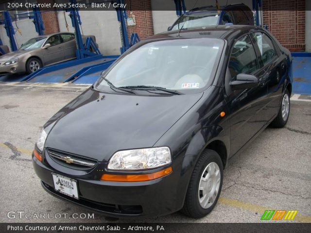 2004 Chevrolet Aveo Sedan in Black