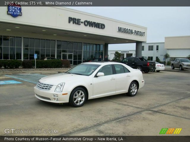 2005 Cadillac STS V8 in White Diamond