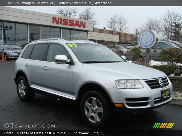 2007 Volkswagen Touareg V6 in Reflex Silver Metallic