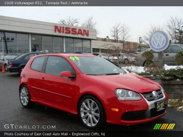 2008 Volkswagen R32  in Tornado Red