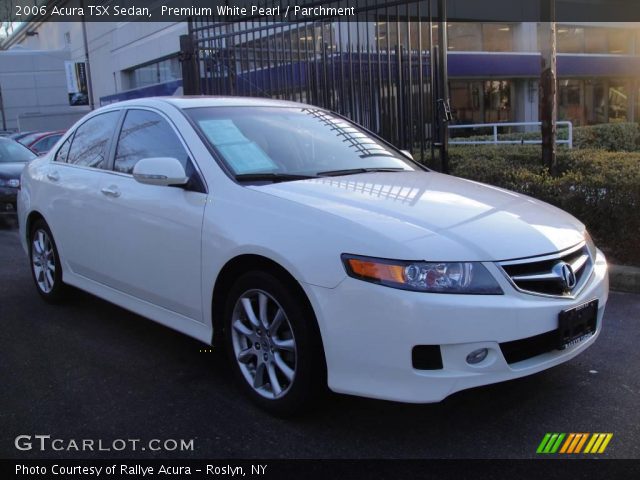 2006 Acura TSX Sedan in Premium White Pearl