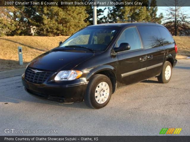 2007 Chrysler Town & Country  in Brilliant Black Crystal Pearl