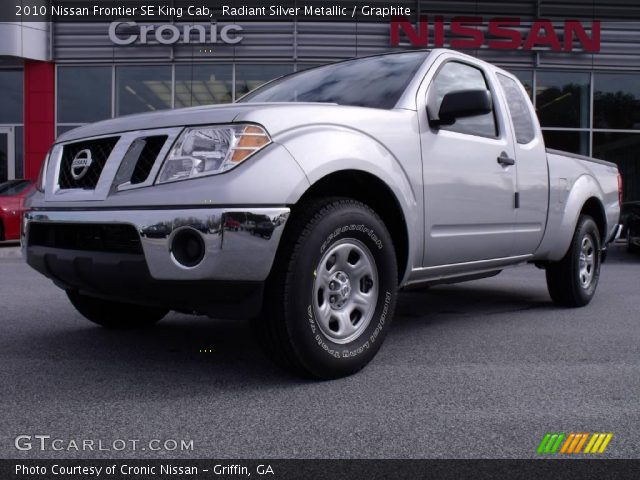2010 Nissan Frontier SE King Cab in Radiant Silver Metallic