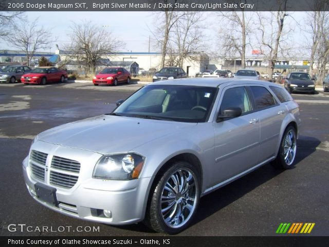 2006 Dodge Magnum SXT in Bright Silver Metallic