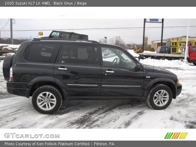 2005 Suzuki XL7 LX 4WD in Black Onyx