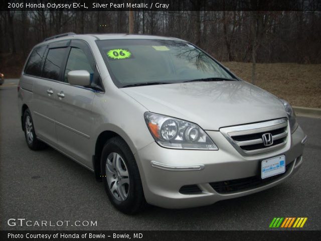 2006 Honda Odyssey EX-L in Silver Pearl Metallic