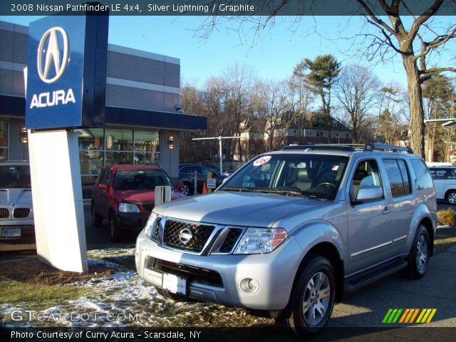 2008 Nissan Pathfinder LE 4x4 in Silver Lightning