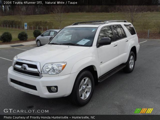 2006 Toyota 4Runner SR5 in Natural White