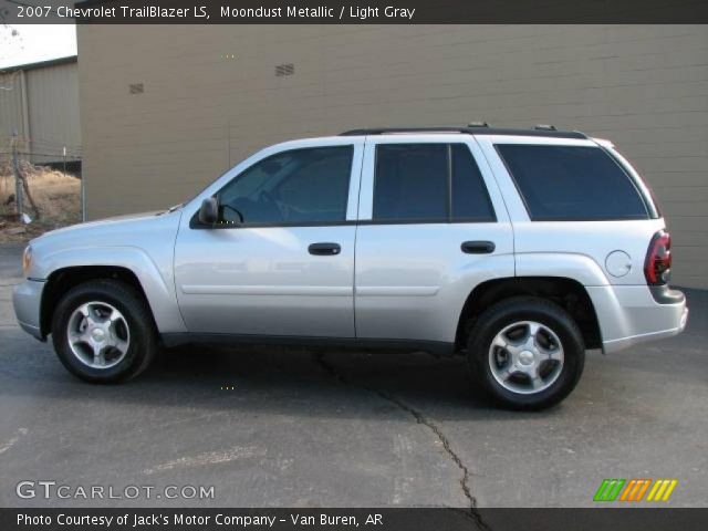 2007 Chevrolet TrailBlazer LS in Moondust Metallic