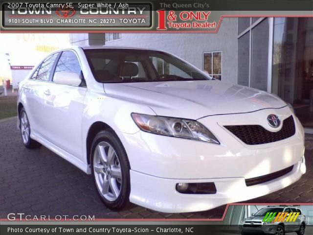 2007 Toyota Camry SE in Super White
