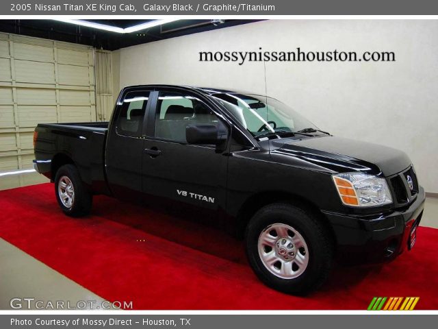 2005 Nissan Titan XE King Cab in Galaxy Black
