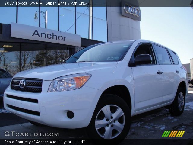 2007 Toyota RAV4 I4 in Super White