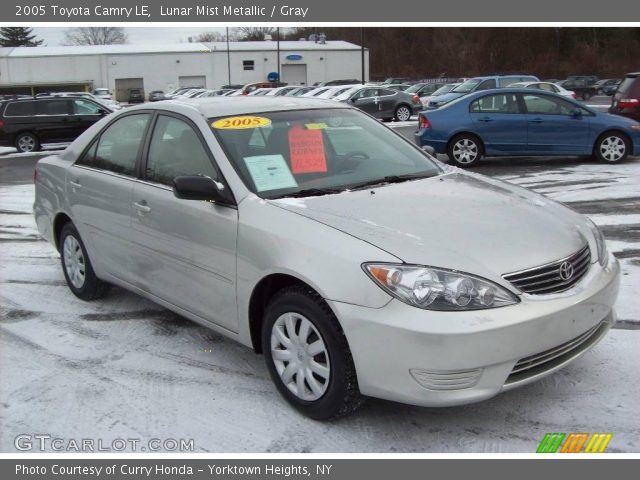 2005 Toyota Camry LE in Lunar Mist Metallic