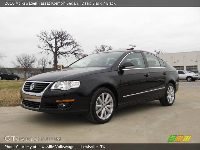 2010 Volkswagen Passat Komfort Sedan in Deep Black