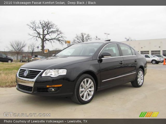 2010 Volkswagen Passat Komfort Sedan in Deep Black