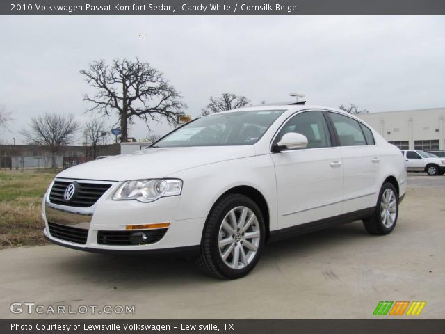 2010 Volkswagen Passat Komfort Sedan in Candy White