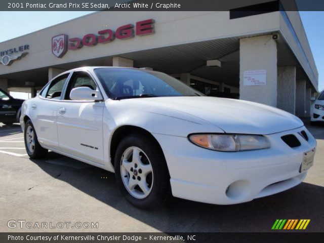 2001 Pontiac Grand Prix SE Sedan in Arctic White