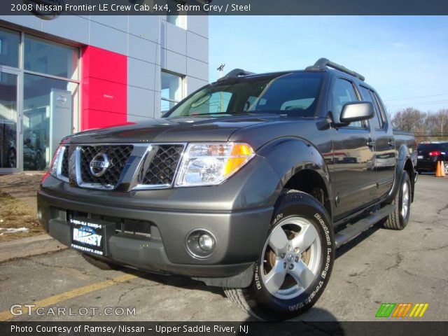 2008 Nissan Frontier LE Crew Cab 4x4 in Storm Grey