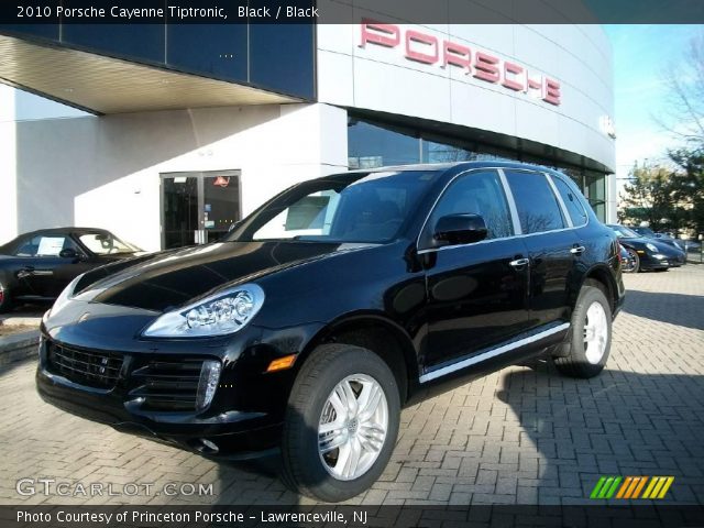 2010 Porsche Cayenne Tiptronic in Black