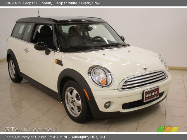2009 Mini Cooper Clubman in Pepper White