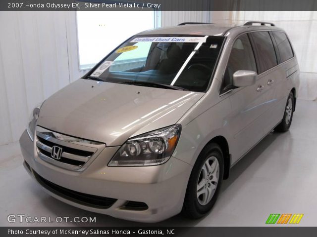 2007 Honda Odyssey EX in Silver Pearl Metallic