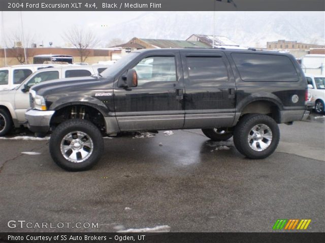 2004 Ford Excursion XLT 4x4 in Black