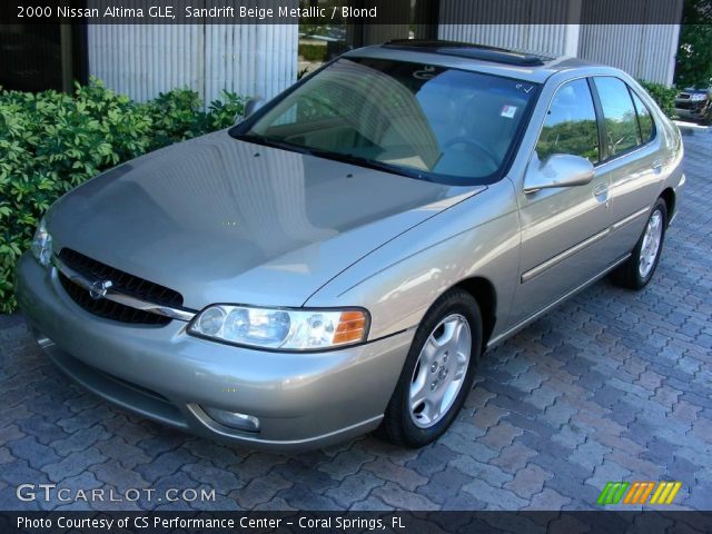 2000 Nissan Altima GLE in Sandrift Beige Metallic