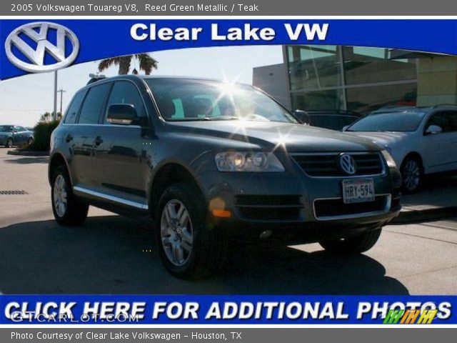 2005 Volkswagen Touareg V8 in Reed Green Metallic