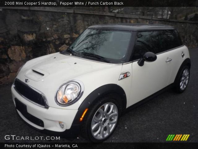 2008 Mini Cooper S Hardtop in Pepper White
