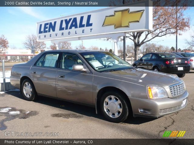 2000 Cadillac DeVille Sedan in Sterling