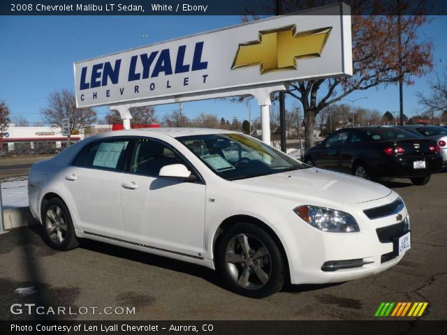 2008 Chevrolet Malibu LT Sedan in White