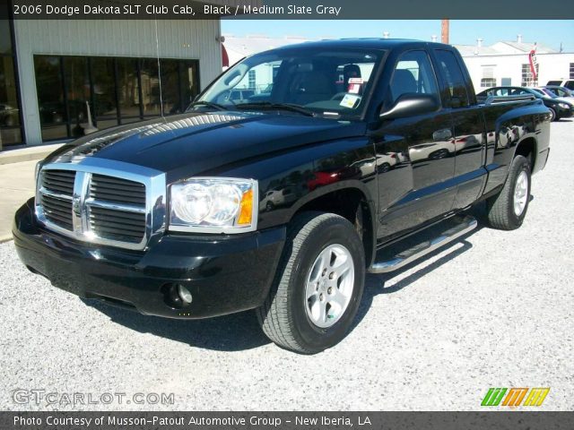 2006 Dodge Dakota SLT Club Cab in Black
