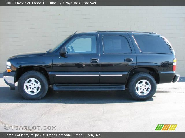 2005 Chevrolet Tahoe LS in Black