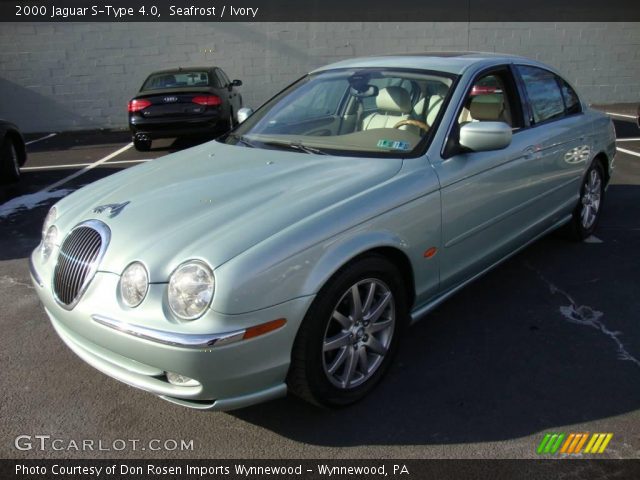 2000 Jaguar S-Type 4.0 in Seafrost