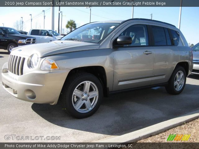 2010 Jeep Compass Sport in Light Sandstone Metallic