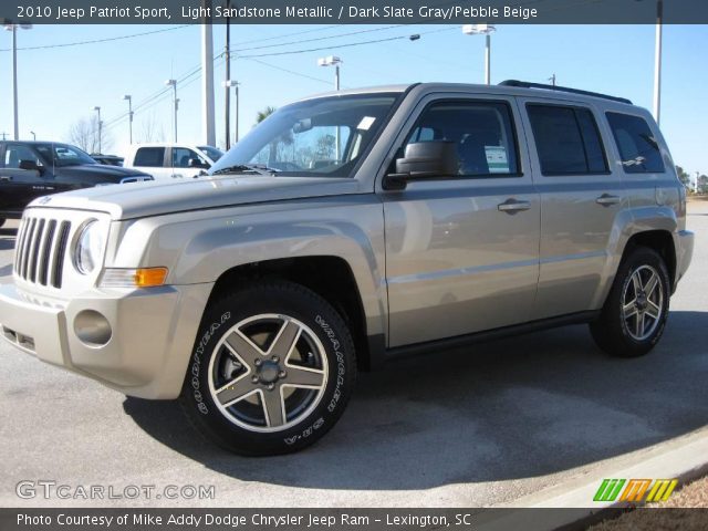 2010 Jeep Patriot Sport in Light Sandstone Metallic