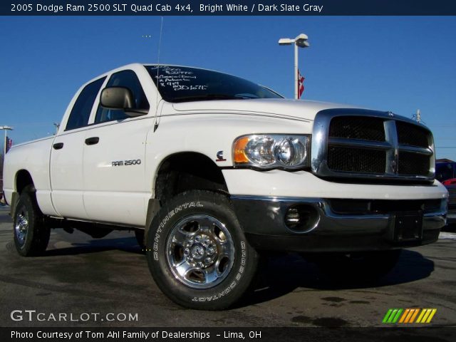 2005 Dodge Ram 2500 SLT Quad Cab 4x4 in Bright White